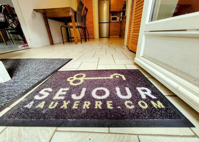 Saint Pelerin - Sejour A Auxerre